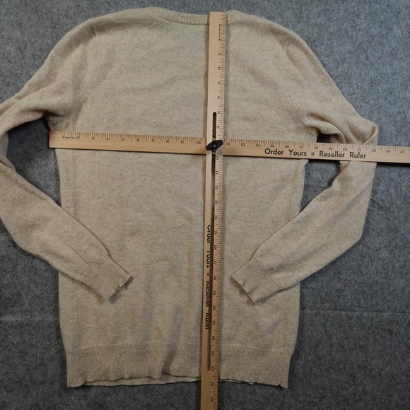 C by Bloomingdales Sweater Womens Small Cashmere Crew Neck Luxe Luxury Tan Soft - Picture 5 of 8